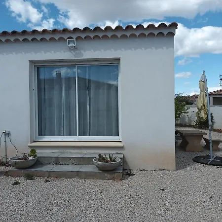 Paisible P2 Pour 4 Voyageurs Villa Saint-Gilles  Exterior photo