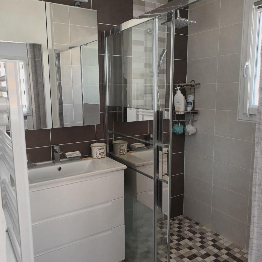 Paisible P2 Pour 4 Voyageurs Holiday home Saint-Gilles (Gard)